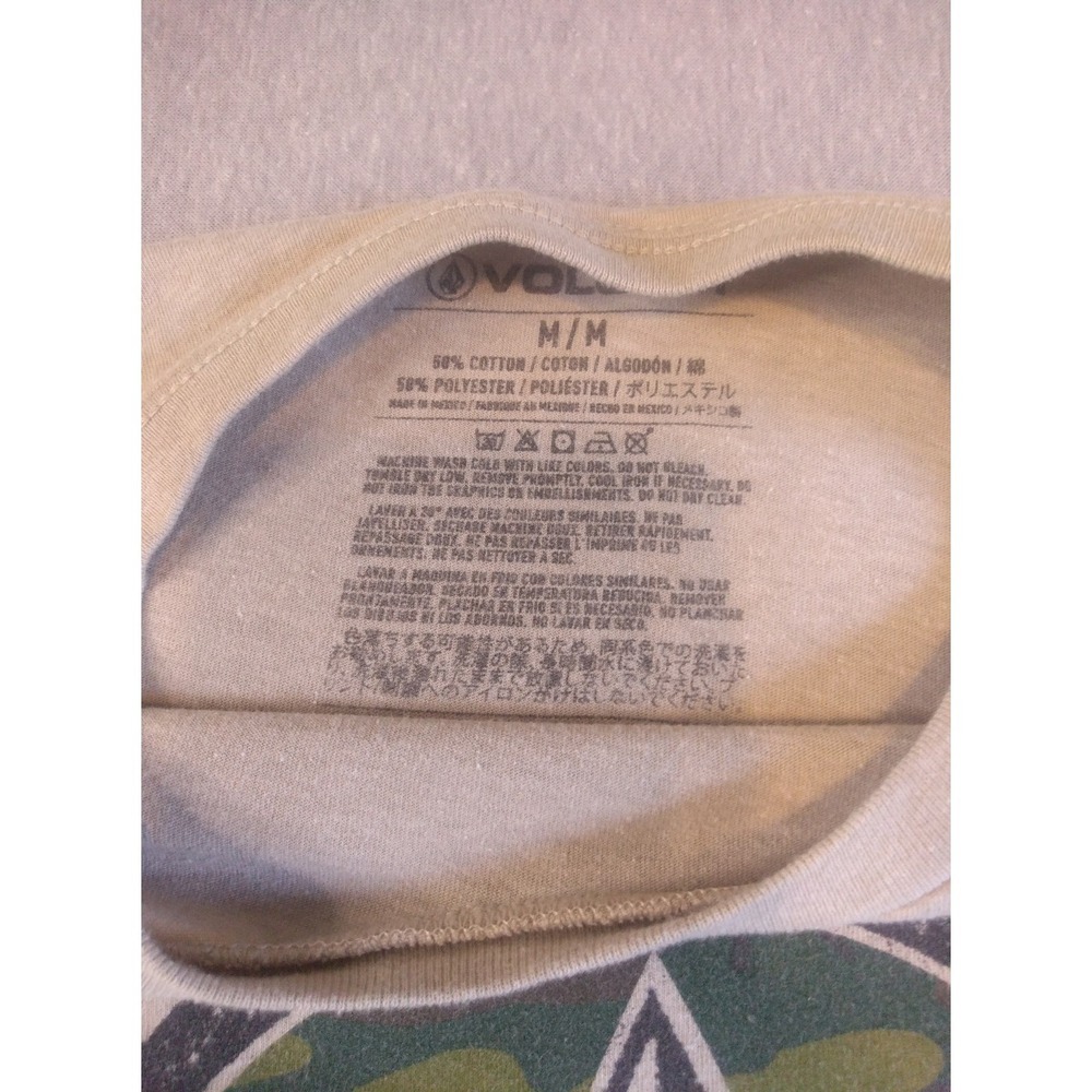 Volcom T-shirt Size M - Picture 14 of 16